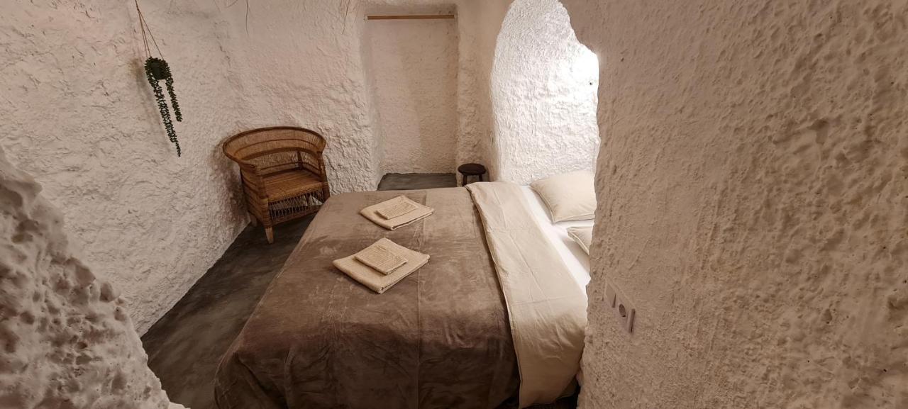 Cuevas Los Coloraos - El Bandido Villanueva de las Torres Exteriör bild