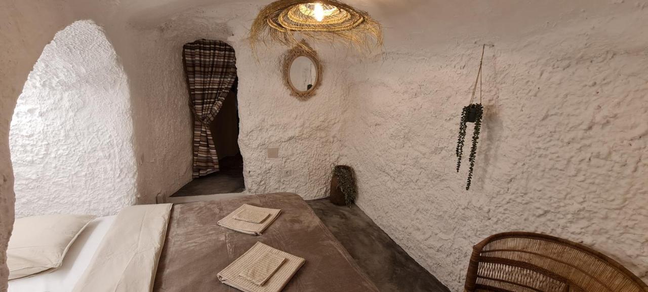 Cuevas Los Coloraos - El Bandido Villanueva de las Torres Exteriör bild
